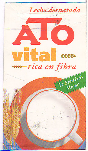 Spanien: Ato - vital Leche desnatada, rica en fibra, te sentiras mejor