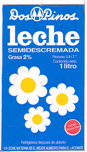 Spanien: Dos Pinos - Leche semidescremada